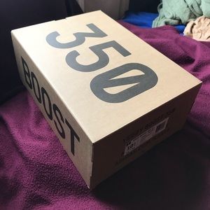 Yeezy 350 (boost v2) triple white